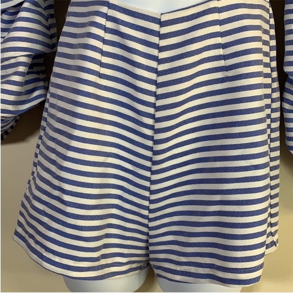 NEW! Kaylee Kollection Off Shoulder Balloon Sleeve Stripe Romper. Small. - Picture 8 of 12